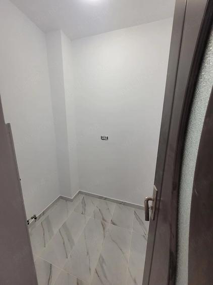 Apartament cu 3 camere decomandat în Iosia