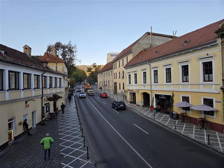 Birou, de 95.900001525879 mp, în Centrul Istoric