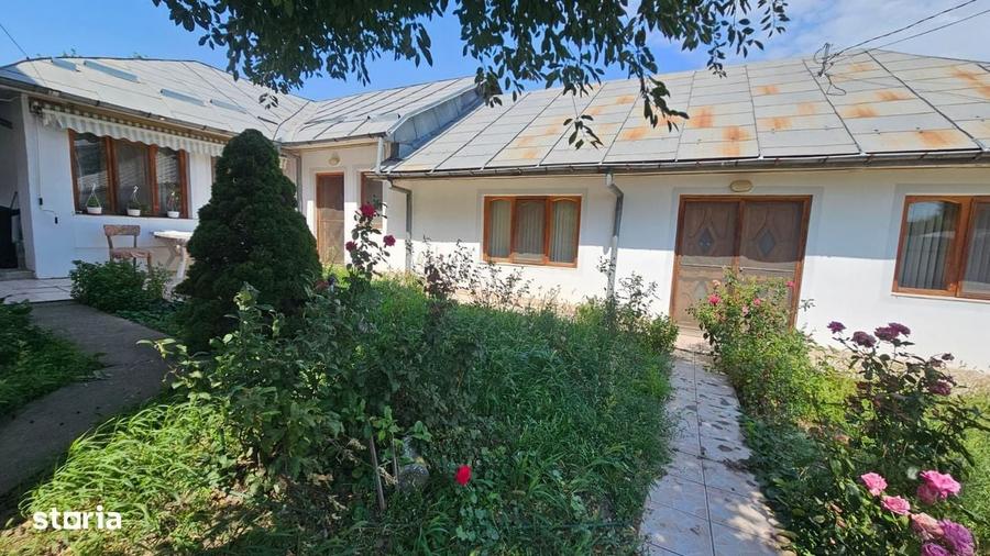 Casă cu 4 camere în Țiglina 3