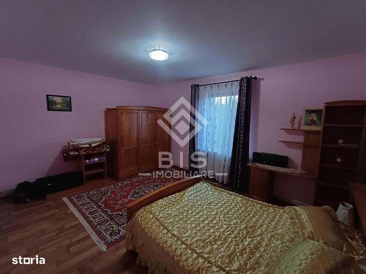 Casă cu 4 camere cu Canalizare în Caila