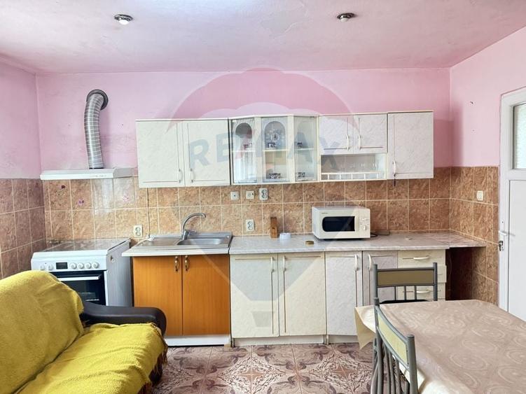 Casă cu 3 camere cu Teren 356 Mp în Nord