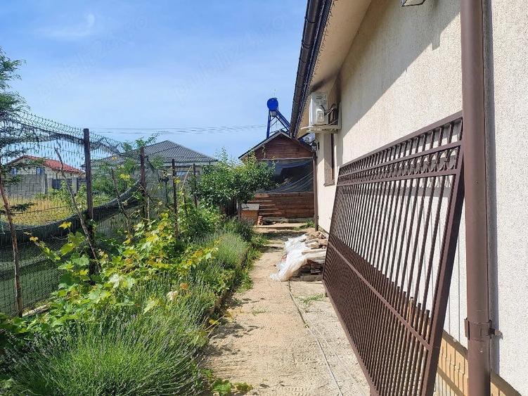 Casă cu Teren 481 Mp în Malu Mare
