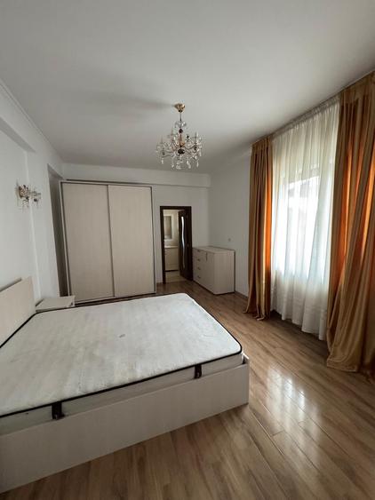 Casă cu 4 camere cu Canalizare în Bragadiru