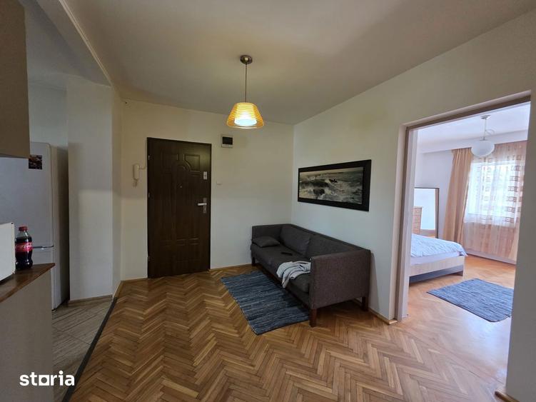 Apartament cu 3 camere în Împăratul Traian