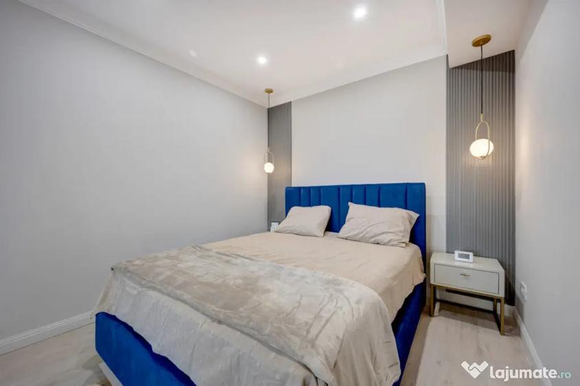 Apartament cu 2 camere semidecomandat, mobilat în Sud