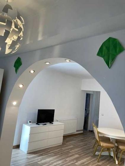 Apartament cu 2 camere semidecomandat în Central