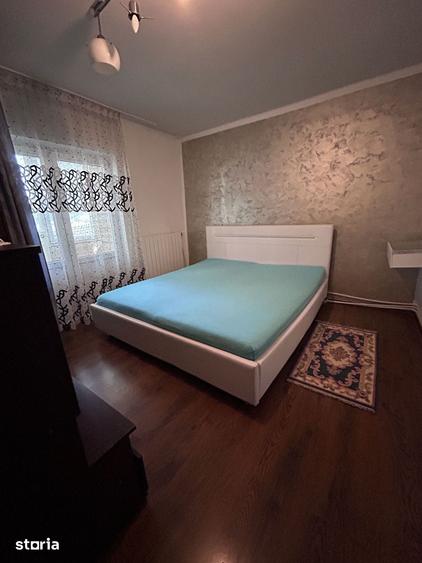 Apartament cu 3 camere decomandat în Obcini