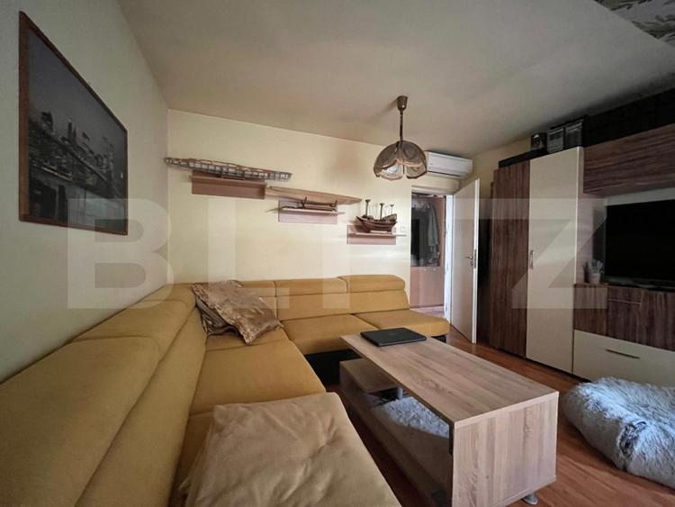 Apartament cu 2 camere decomandat, mobilat în Rogerius