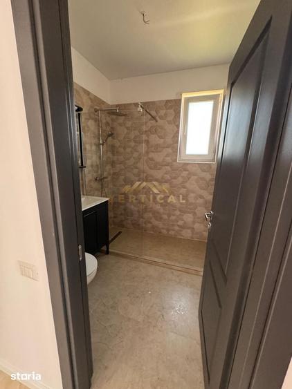 Casă cu 4 camere cu Teren 440 Mp în Vidra