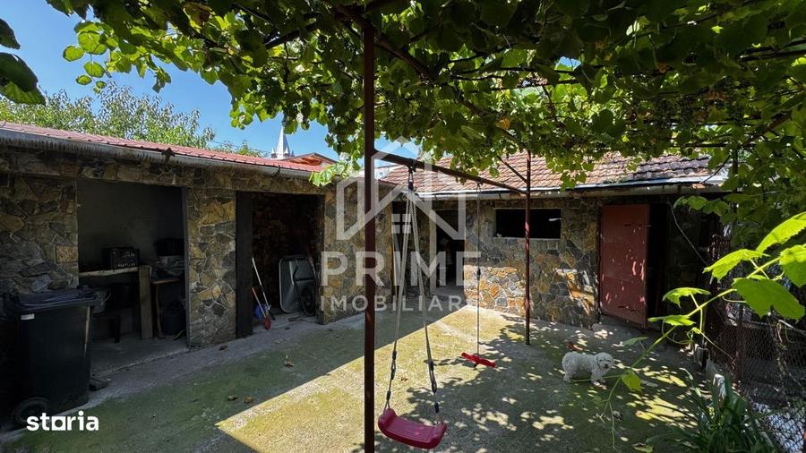 Casă cu 4 camere cu Teren 585 Mp în Teiu