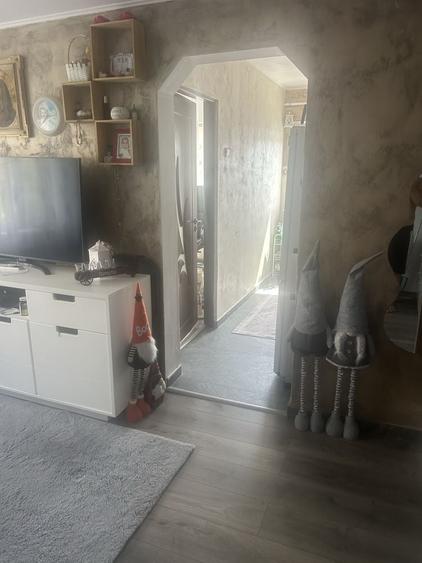 Apartament cu 2 camere semidecomandat în Vest