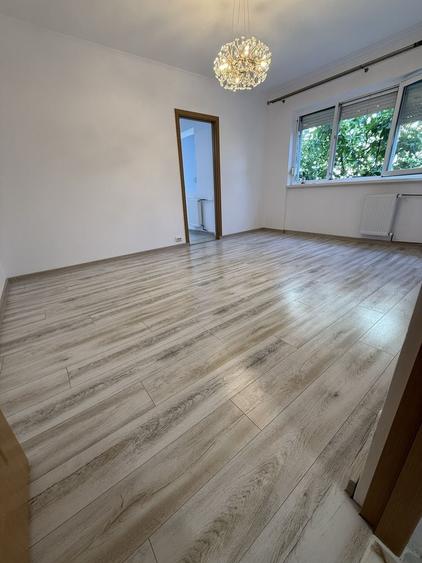Vand Apartament 2 camere et 1 - 8