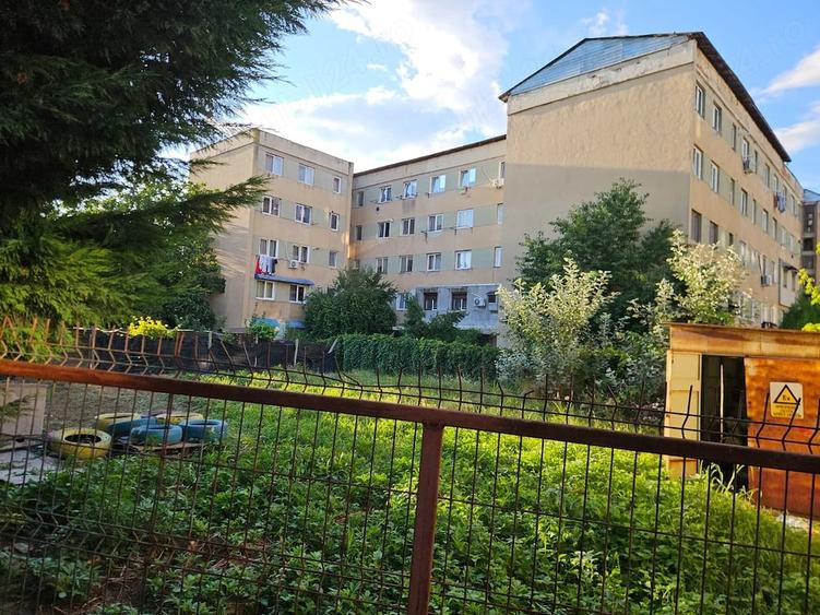 Casă cu Teren 587 Mp în Central