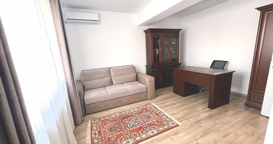 Casă individuală cu 4 camere cu Teren 200 Mp în Tunari