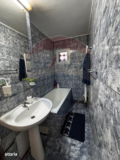 Apartament cu 2 camere, mobilat în Central