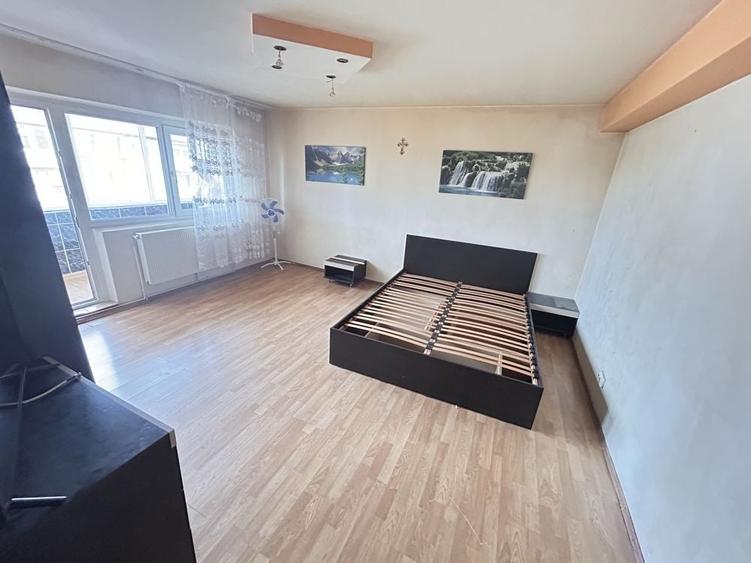 Garsonieră decomandată în Boldești