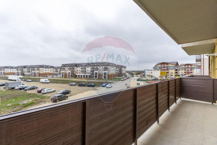 Apartament cu 2 camere semidecomandat în Sânpetru