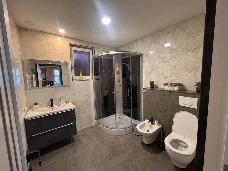 Apartament cu 2 camere decomandat în Mărăști