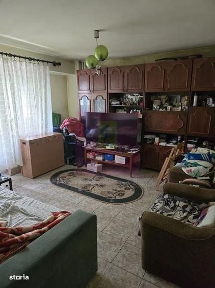 Apartament cu 3 camere în Lacul Tei