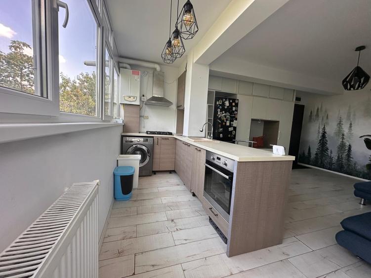 Apartament cu 2 camere decomandat în Berceni