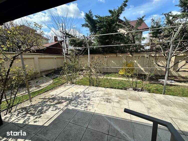 Casă cu 4 camere cu Teren 400 Mp în Central
