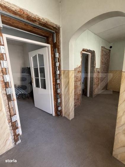 Casa de vanzare ideala pentru locuinta, cabinete sau spatiu comerc - 5