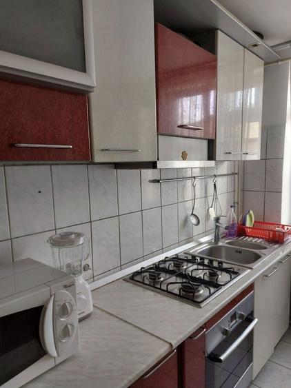 Apartament cu 2 camere decomandat în Pângărăcior