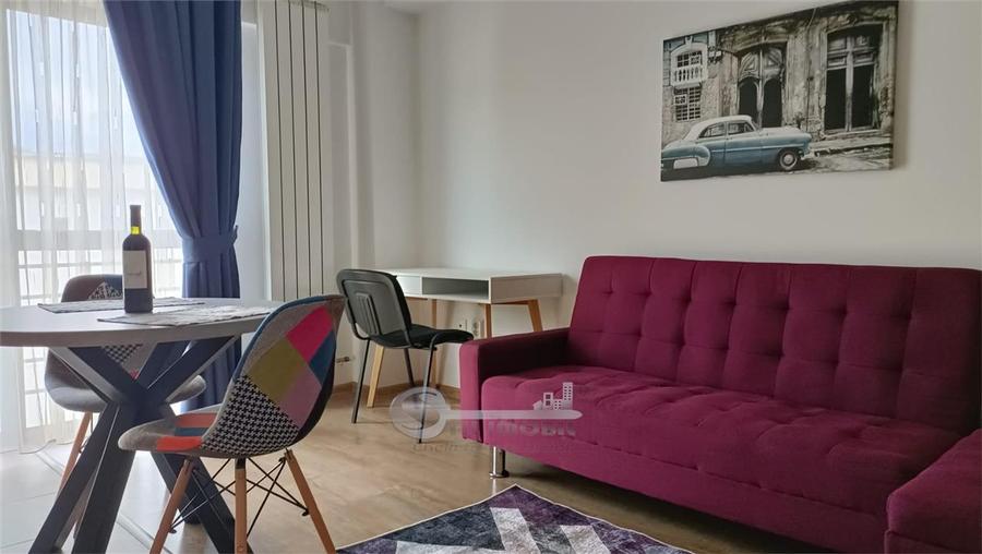 Apartament cu 2 camere semidecomandat, mobilat în Nicolina
