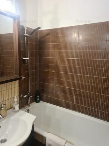 Apartament cu 3 camere decomandat în Griviței