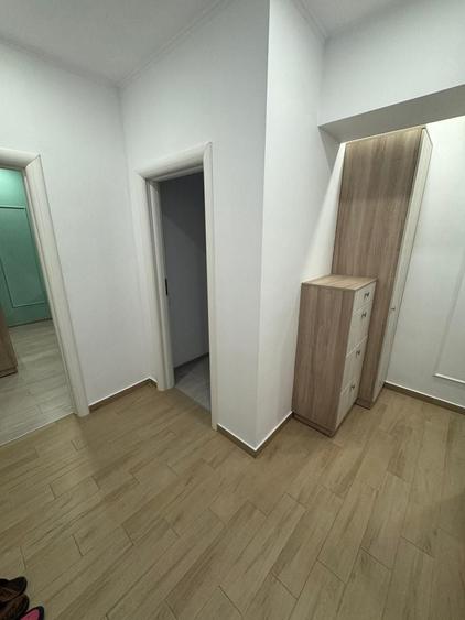 Apartament cu 2 camere decomandat, mobilat în Tomis Nord