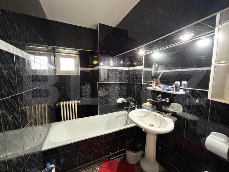 Apartament 3 camere, semidecomandat, 95 mp, zona Republicii - 8
