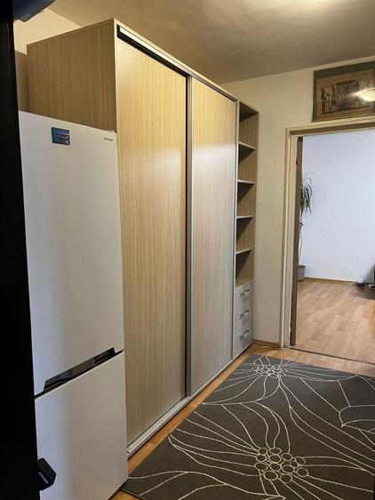 Apartament cu 2 camere decomandat, mobilat în Brâncoveanu