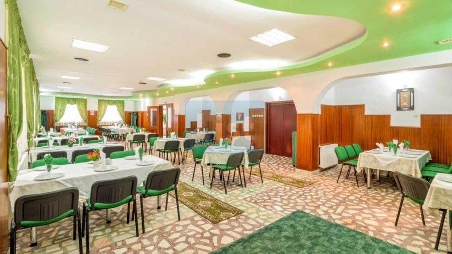 Hotel/Pensiune, de 1,404 mp, în Durău