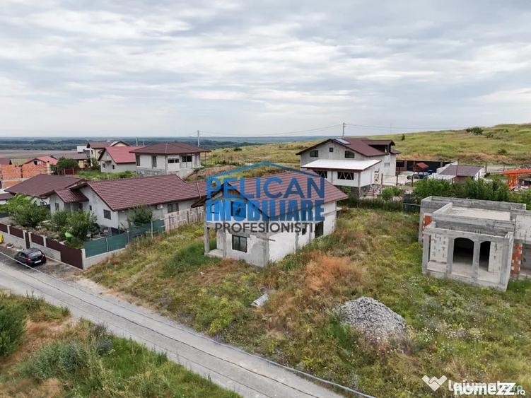 Casă cu 4 camere cu Teren 500 Mp în Malcoci