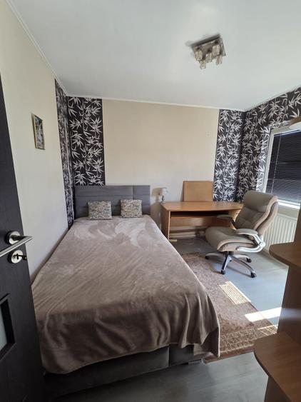 Apartament cu 3 camere decomandat în Scriitorilor