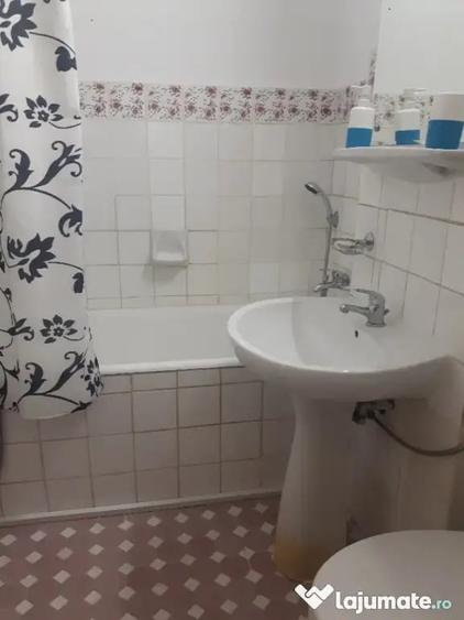 Apartament cu 3 camere în Unirii