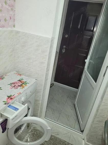 Apartament cu 2 camere semidecomandat în 23 August