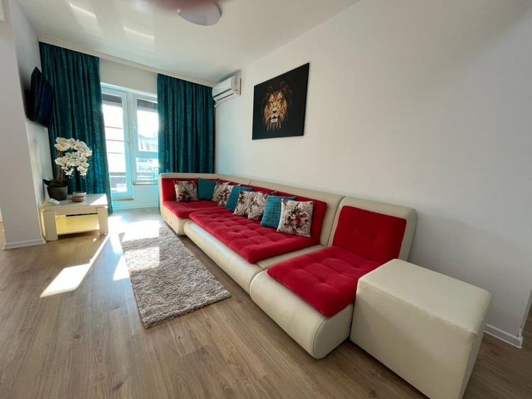 Apartament cu 2 camere decomandat, mobilat în Tomis Nord — fotografia 2