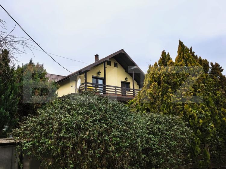 Vilă 5 camere, 136 mp, zona Bucium -Bârnova - 1