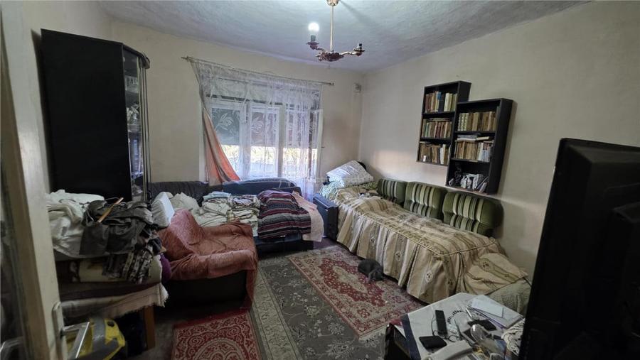 Casă cu 2 camere cu Teren 949 Mp în Pustiniș