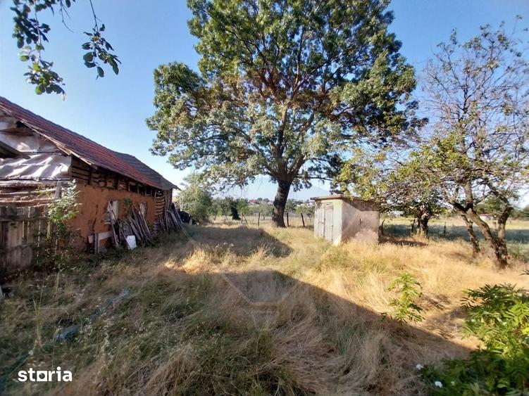 Casă cu 5 camere cu Teren 1008 Mp în Bucovăț