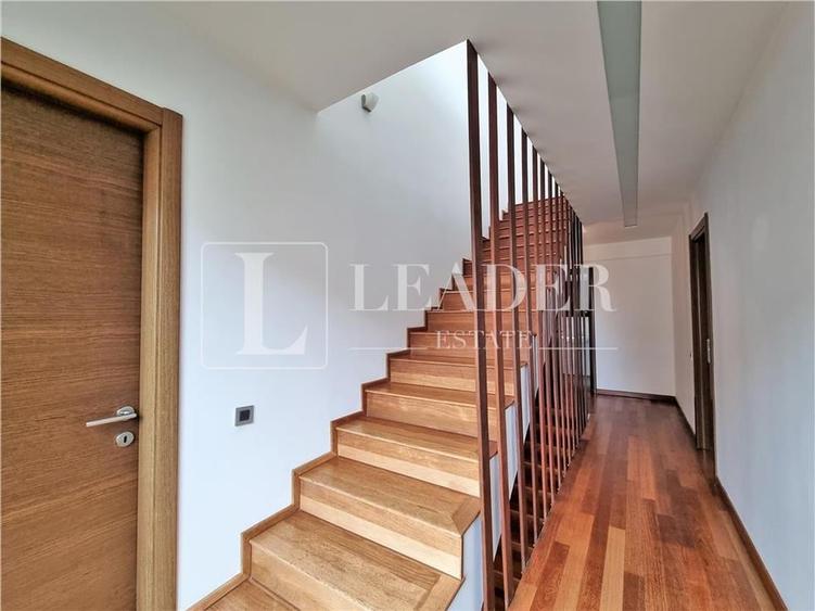 Duplex cu 5 camere cu Teren 400 Mp în Pipera