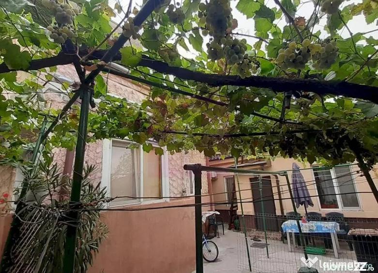 Casă cu 3 camere cu Teren 160 Mp în Calea Călărașilor