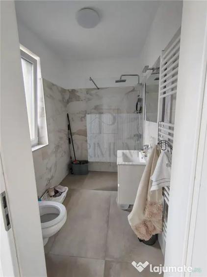 Casă cu 4 camere cu Teren 290 Mp în Giroc