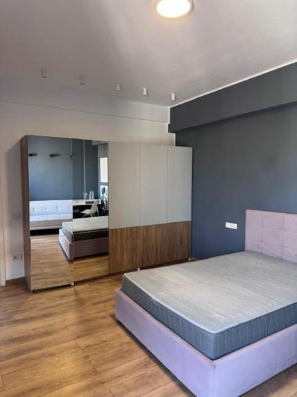 Apartament cu 2 camere decomandat în Universitate