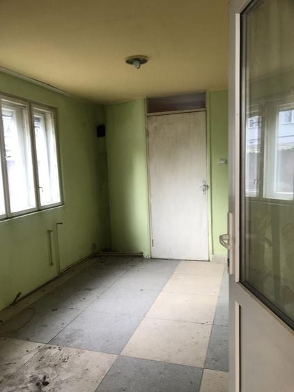 Casă cu 2 camere cu Teren 370 Mp în Micălaca