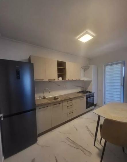 Apartament cu 2 camere decomandat, mobilat în Tomis Nord