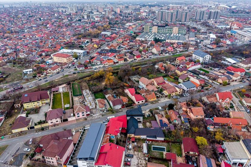 Teren Construcții intravilan de 461 mp, în Pârneava