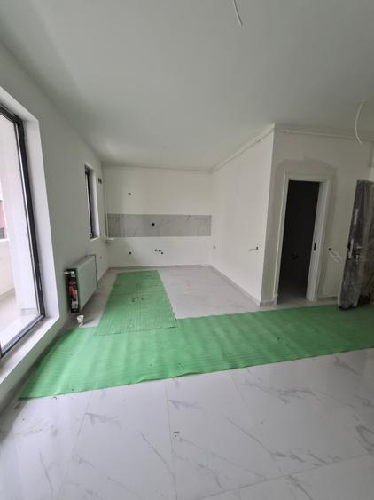 Garsonieră decomandată în Haliu