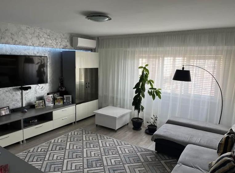 Apartament cu 4 camere decomandat, mobilat în Mănăștur